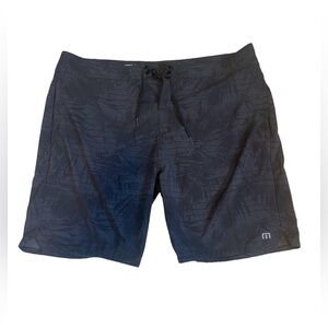 Travis Mathew Mens Golf Board Shorts Size 40 #07099 Tropical Pattern Stretch EUC